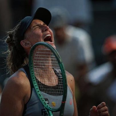 Bia Haddad vence e avança às oitavas de duplas em Roland Garros