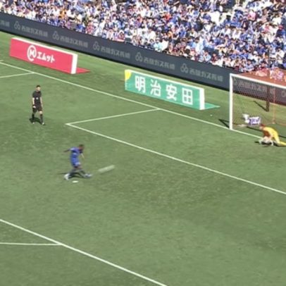 Pênalti de Matheus Jesus decide V-Varen Nagasaki x Vissel Kobe