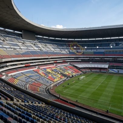 Estádio Azteca, com 87.523 lugares, é o recorde e templo do futebol mexicano