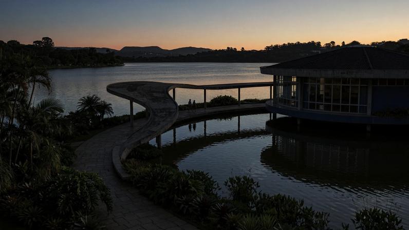 (Imagem ilustrativa) Edifício circular modernista de concreto projetado na beira da Lagoa da Pampulha em Minas Gerais