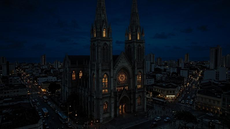 Catedral imponente com capacidade para cinco mil pessoas localizada no centro de Fortaleza – Créditos: depositphotos.com / vbacarin