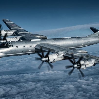 Bombardeiro russo com hélices contrarrotativas mantém alcance de 15.000 km