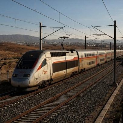 Primeiro trem de alta velocidade da África atinge 320 km/h, reduzindo viagem
