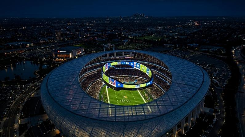 Arena de Inglewood, a mais cara da NFL, custa US$ 5,5 bilhões com telão de 1.000 toneladas