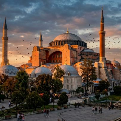 Cúpula de 31 m e 1.500 anos vira símbolo da transição de impérios em Istambul