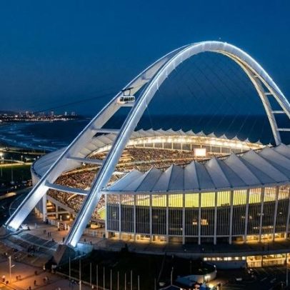 Estádio sul-africano de 106 metros estabelece recorde da engenharia