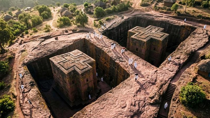 11 igrejas africanas escavadas na rocha há 800 anos, sem tijolos na estrutura