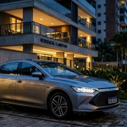 Sedã híbrido chinês promete autonomia de carro grande e consumo de compacto