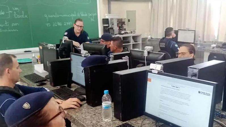 Guardas municipais de Toledo passam por estágio para aprimorar técnicas