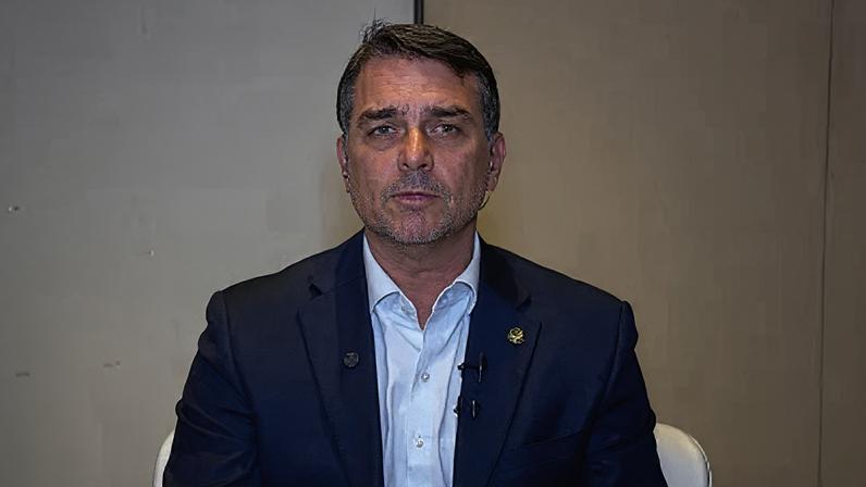 O senador e pré-candidato à Presidência da República pelo PL, Flávio Bolsonaro