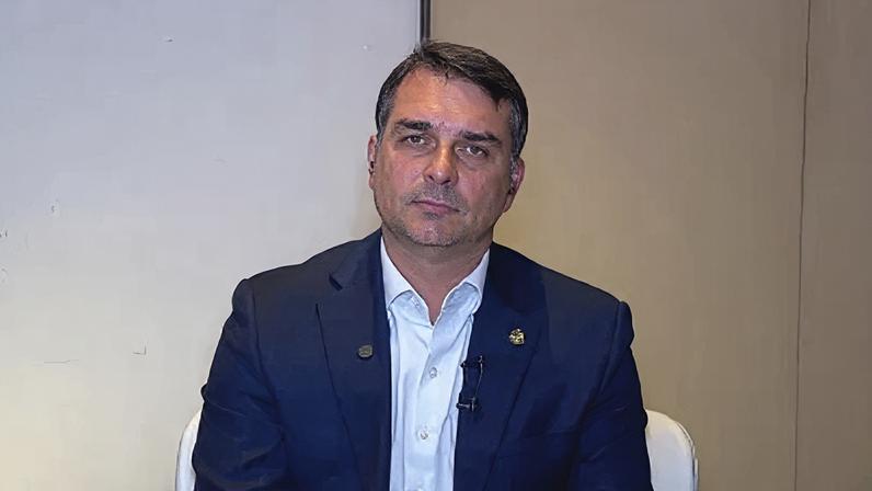 O senador e pré-candidato à Presidência da República pelo PL, Flávio Bolsonaro