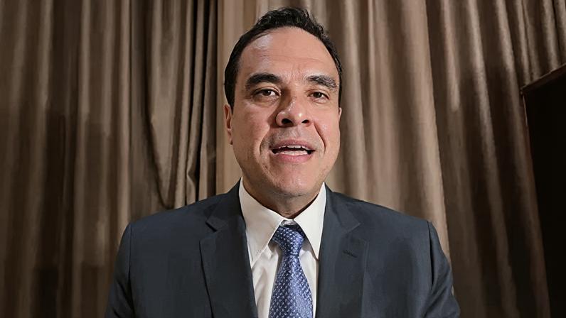 Ministro do Turismo, Gustavo Feliciano, em entrevista ao Bastidores CNN