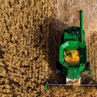 Guerra no Oriente Médio ameaça oferta global de fertilizantes e agronegócio