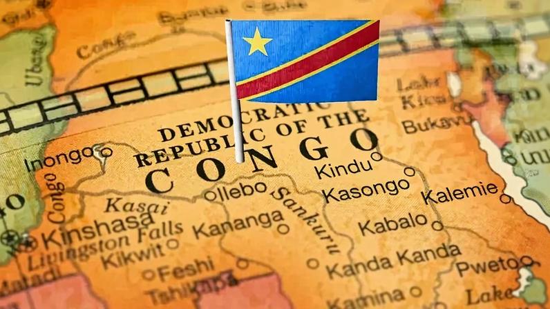 Bandeira do Congo fixada em um mapa (Foto: Folha Gospel via Canva)