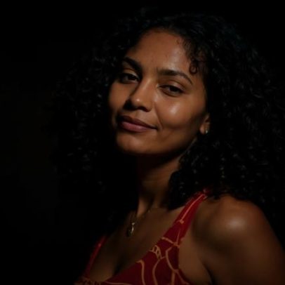 Atriz revela diagnóstico de lipedema e mudanças na alimentação