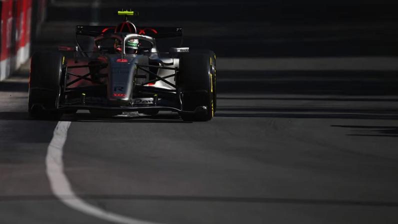 Gabriel Bortoleto vai largar em 12º na corrida sprint do GP do Canadá. Foto: Minas Panagiotakis/AFP