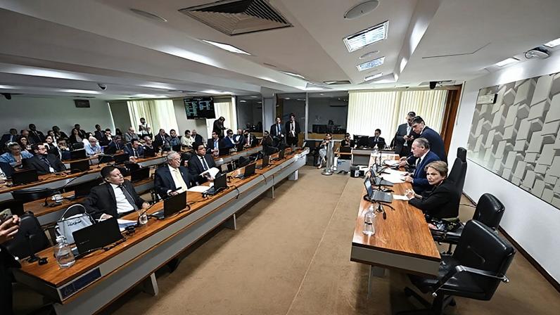 CAE aprova ensino de educação financeira nas escolas