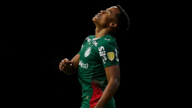 Palmeiras sem ânimo e alma: Noite e time estranhos na casa que não parecia o lar