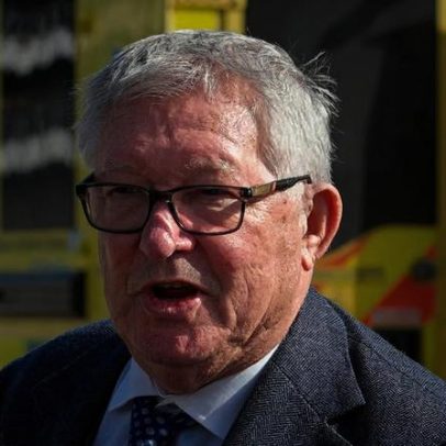 Ferguson é hospitalizado antes do clássico entre United e Liverpool.
