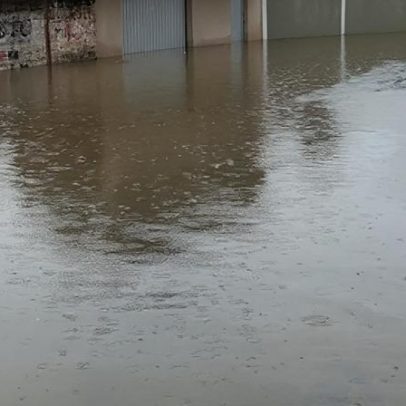 Deslizamento em Recife deixa mãe e filho mortos; cidade em alerta