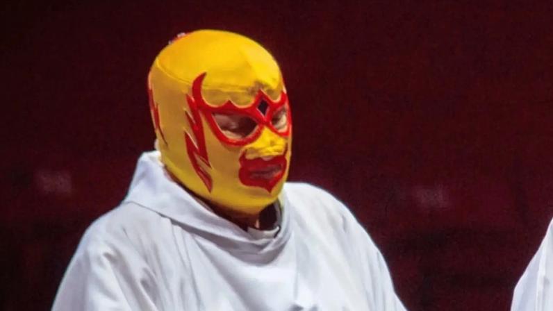 Frei Tormenta: padre e lutador profissional. (Foto: EWTN Noticias)