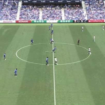 V-Varen Nagasaki e Vissel Kobe empatam sem gols no início da partida