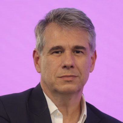 CEO da Volkswagen Brasil afirma que carros chineses são muito iguais