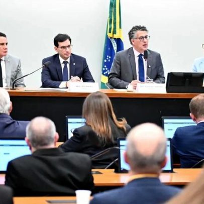 Governistas temem descaracterização da PEC da escala 6x1
