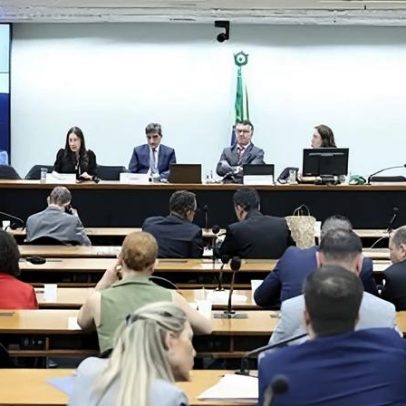 Especialistas defendem fim da jornada 6x1 como questão de saúde pública