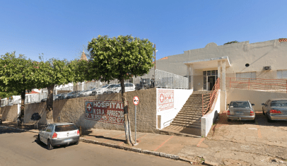 Idoso dado morto é confirmado vivo após erro da funerária em SP