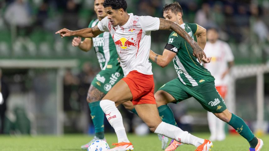 Bragantino vira sobre Chapecoense e busca a reabilitação