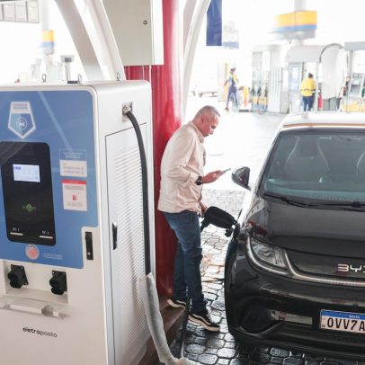 Brasil registra quase 50 mil carros elétricos vendidos em 2026