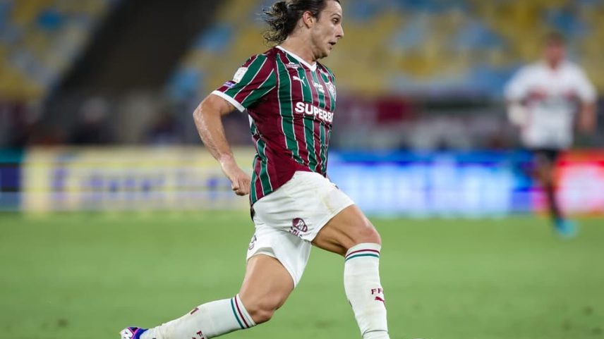 Canobbio conduz Fluminense ao ataque no jogo contra o São Paulo (Foto: Marcelo Gonçalves / Fluminense FC)