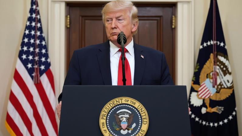 O presidente dos EUA, Donald Trump, faz um pronunciamento à nação sobre a guerra com o Irã na Casa Branca, em Washington, D.C., EUA, em 1º de abril de 2026. Alex Brandon/Pool via REUTERS