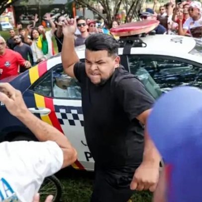 Rivais intervêm; boneco de Bolsonaro gera confusão no 1º de Maio