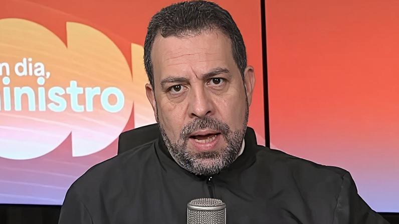 O ministro da Secretaria-Geral da Presidência da República, Guilherme Boulos