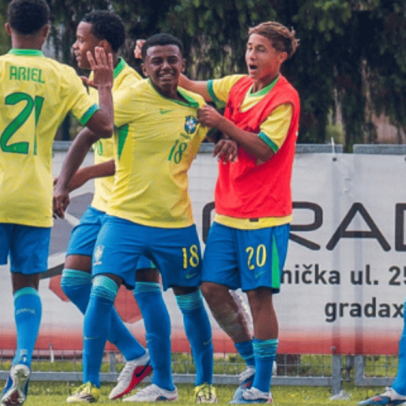 Promessa do Vasco marca golaço pela Seleção Sub-15 contra a Inglaterra