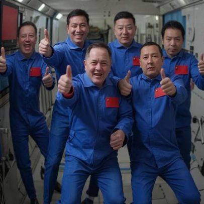 China atraca com sucesso na estação espacial Tiangong