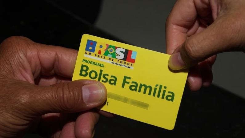 Cartão do Bolsa Família não pode ser usado por terceiros