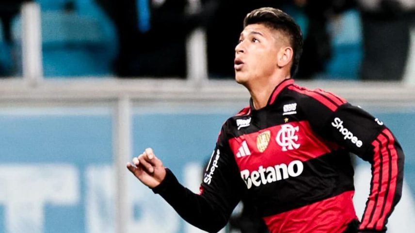 Jorge Carrascal em ação pelo Flamengo diante do Grêmio (Foto: Gilvan de Souza / Flamengo)