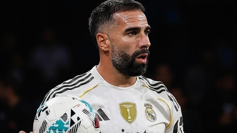 Carvajal jogador do Real Madrid, anuncia saída do clube ao fim da temporada