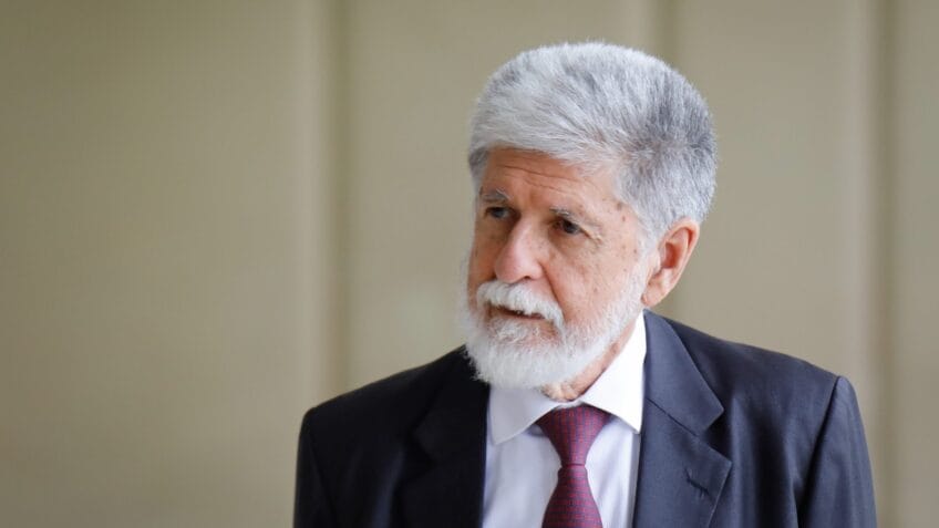 Amorim atuará como conselheiro na questão de segurança cibernética