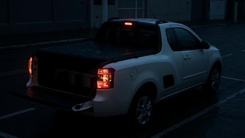 A picape compacta da Chevrolet guarda na caçamba inteligente o detalhe que aproxima trabalho leve, cidade e uso familiar