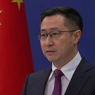 China critica EUA por acusações contra Raúl Castro e afirma apoio a Cuba