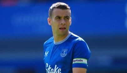 Lateral-direito do Everton anuncia saída após 17 anos