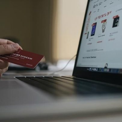 Shein, Shopee e AliExpress retiram a cobrança da 'taxa das blusinhas'