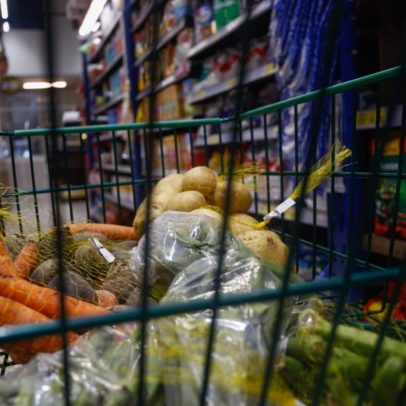 Vendas no varejo sobem 0,5% em março e atingem recorde, diz IBGE