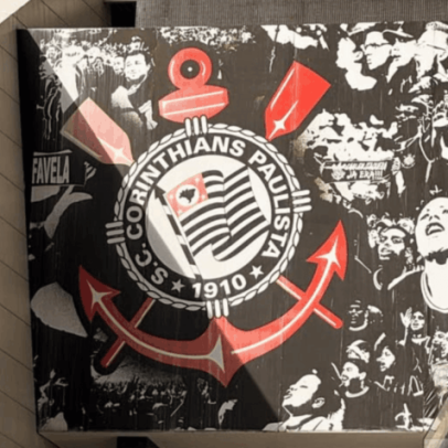 Conselho do Corinthians aprova reeleição de Stabile e veta SAF
