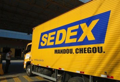 Fim da taxa das blusinhas terá impacto modesto no balanço dos Correios
