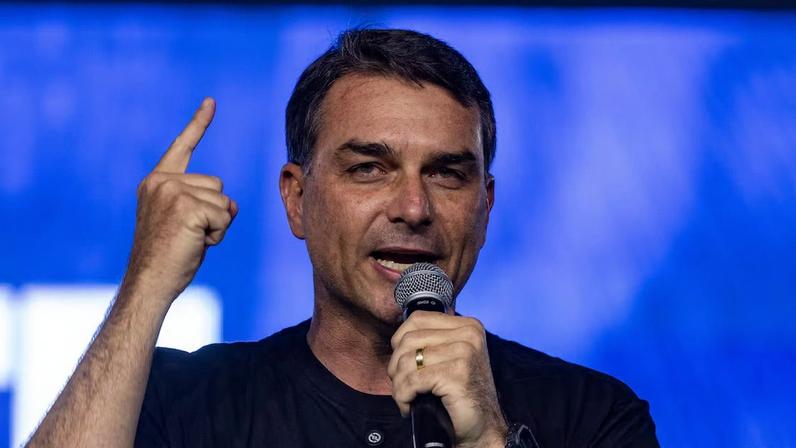 Flávio Bolsonaro: empresários querem evitar aparecer em qualquer lista oficial de apoiadores.